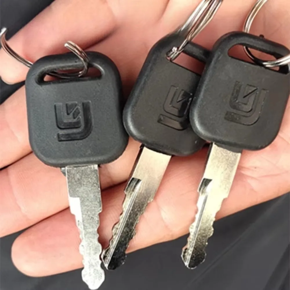 Heavy Equipment Keychain - 2PCS New 34B0557 Key with Bottle