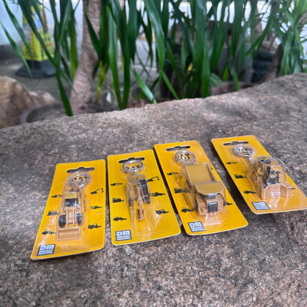 Diecast Mini Engineering Keych - огляд і ціна Heavy Equipment Keychain